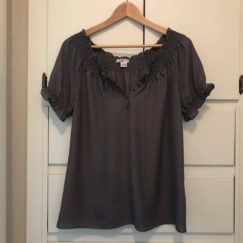Joie off the shoulder top